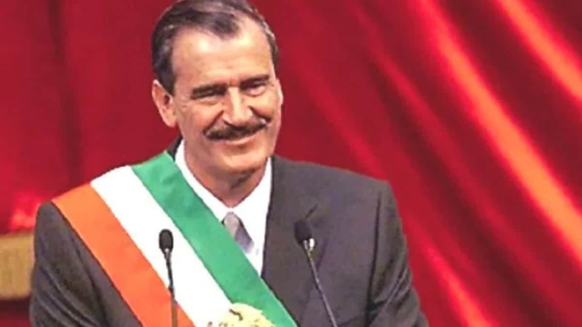 Pide Fox no votar en consulta contra expresidentes