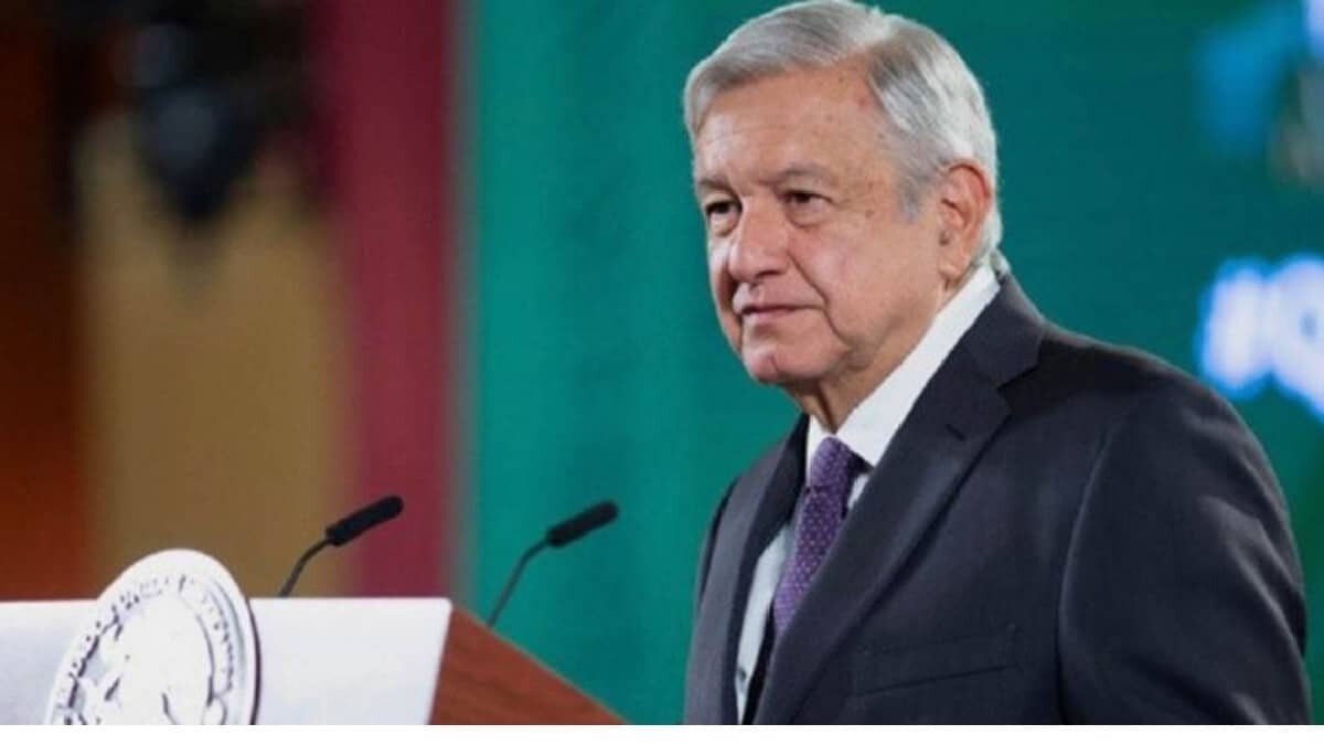 AMLO indicó que este tianguis tiene el objetivo de recuperar parte de lo robado a los mexicanos.