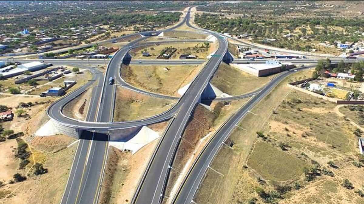 Migrantes y transportistas son los más afectados por asaltos en el tramo de la carretera 57 que conecta con el Estado de Guanajuato.