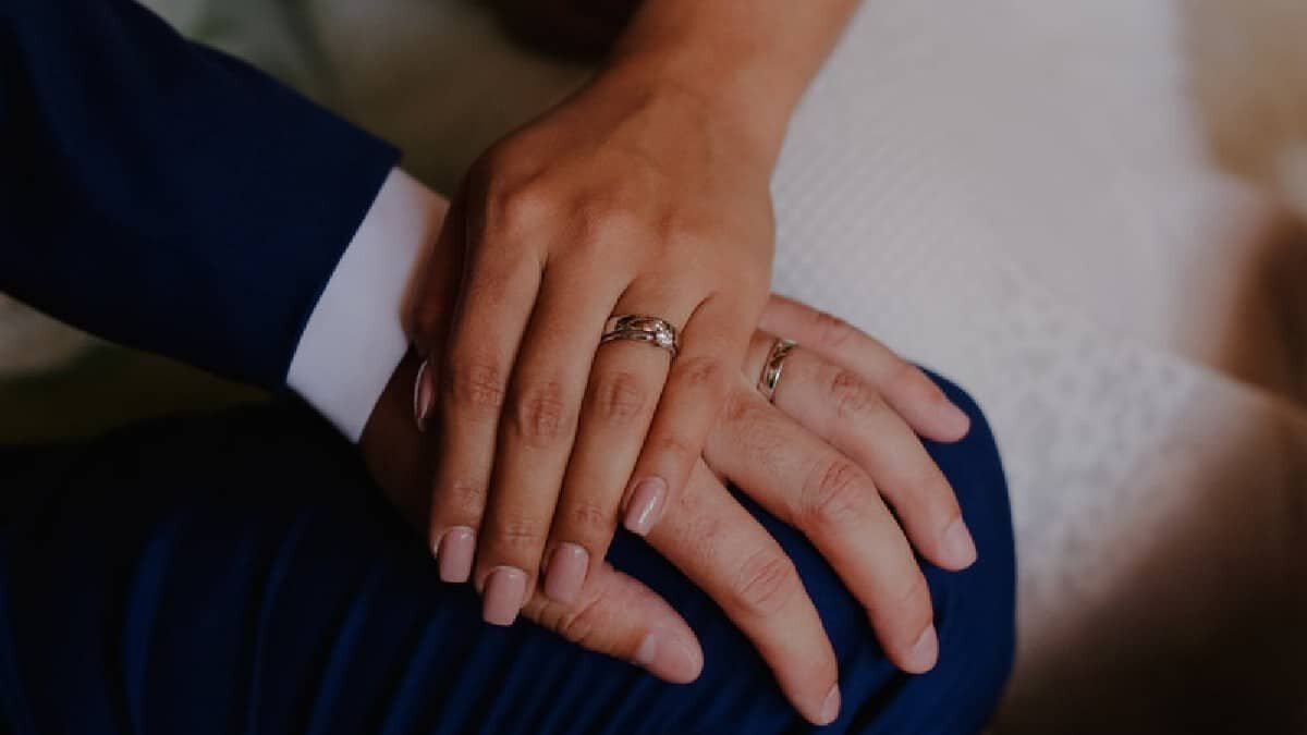 La pareja decidió volver a casarse luego del cambio de sexo del esposo.