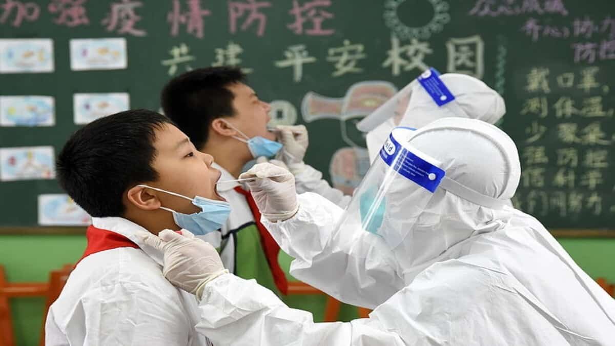China se convierte en el primer país que vacunará a niños contra Covid-19