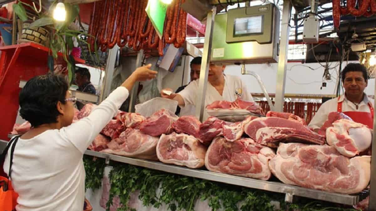 Además de la carne de puerco se reportaron alzas en otros productos de la canasta básica.