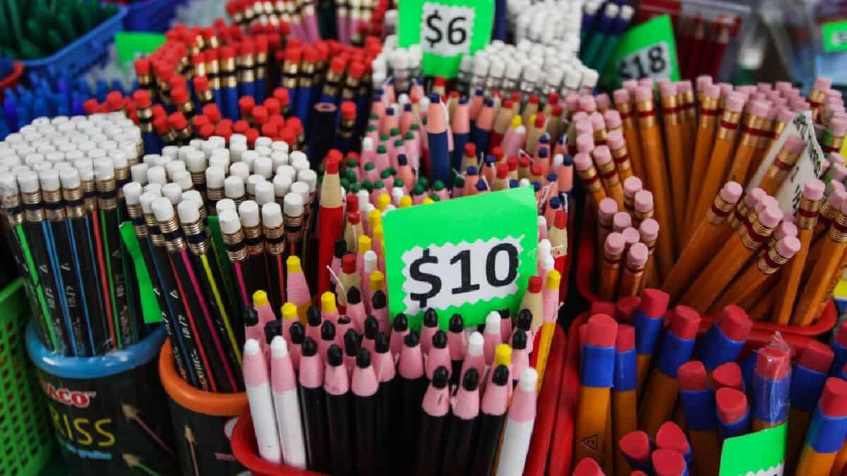 El costo de los útiles escolares cada vez es mayor y representa un gasto inesperado para las familias de CDMX.
