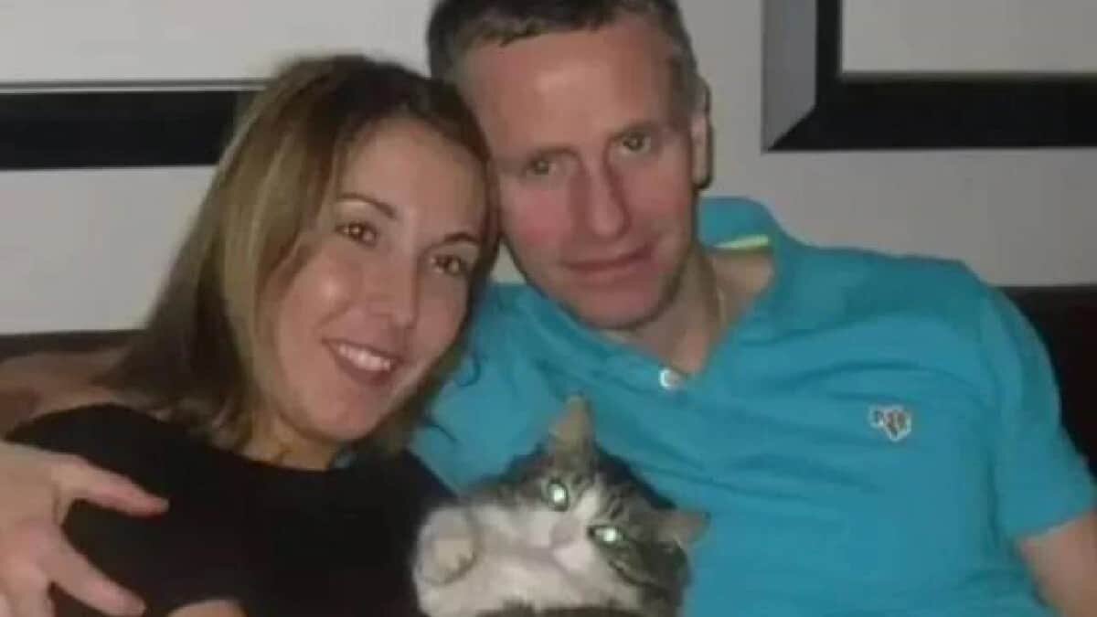 El gato salió de su casa y fue confundido con los restos de otro animal que murió cerca de la propiedad de su familia.