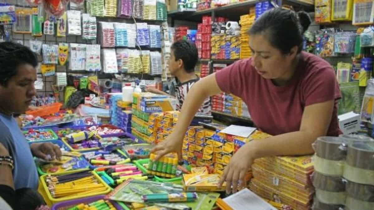 El costo de los útiles escolares cada vez es mayor y representa un gasto inesperado para las familias de CDMX.