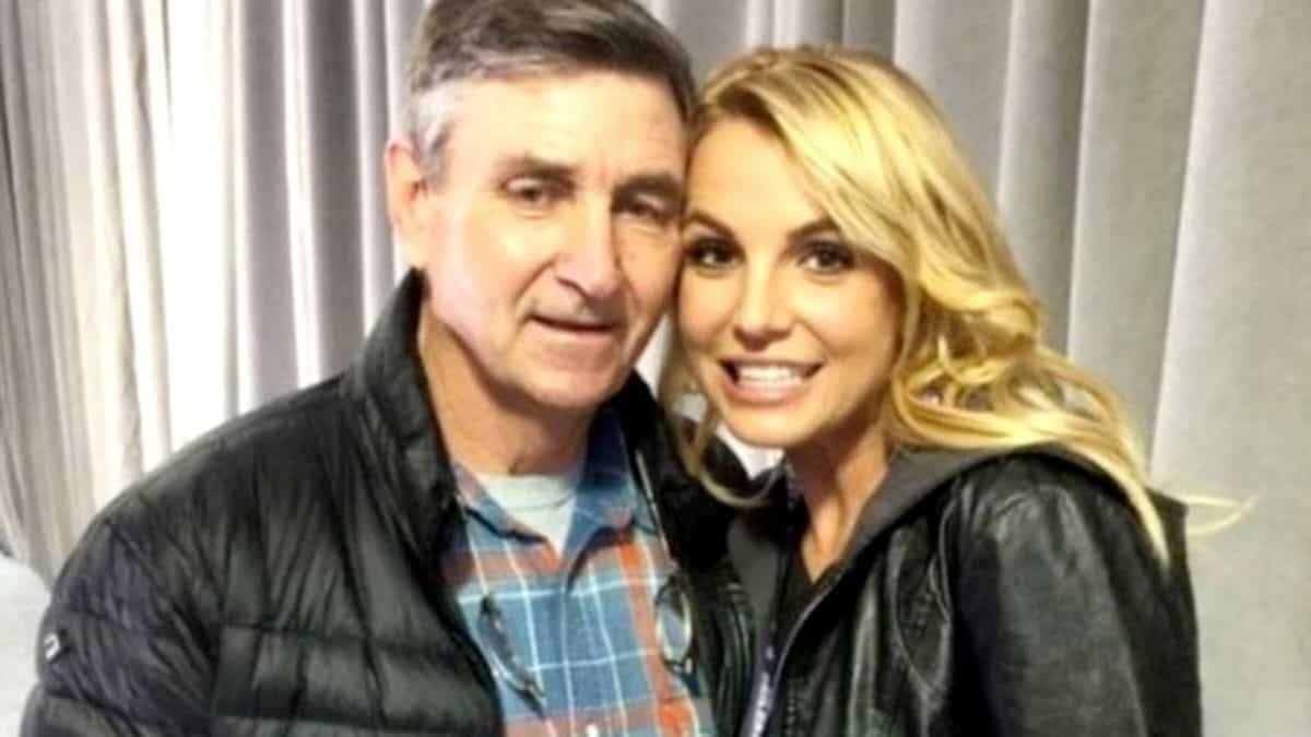 El tribunal encargado del caso frenó momentáneamente la solicitud de la cantante para destituir a su padre como tutor.