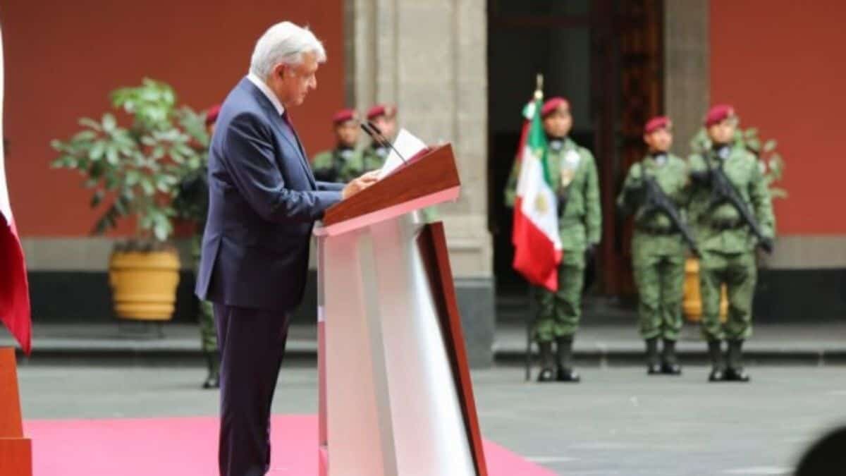 El presidente de México emitió un informe para exponer lo realizado a tres años de gobierno destacando los logros en materia de salud y seguridad.