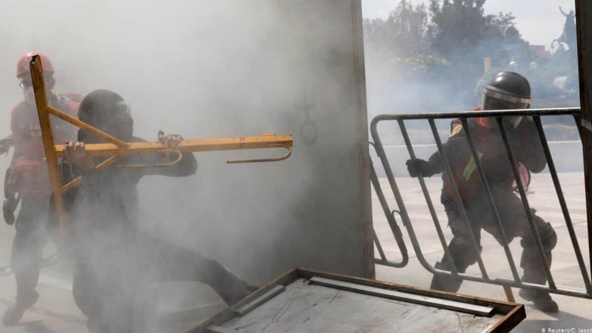 El presidente de México emitió un informe para exponer lo realizado a tres años de gobierno destacando los logros en materia de salud y seguridad.