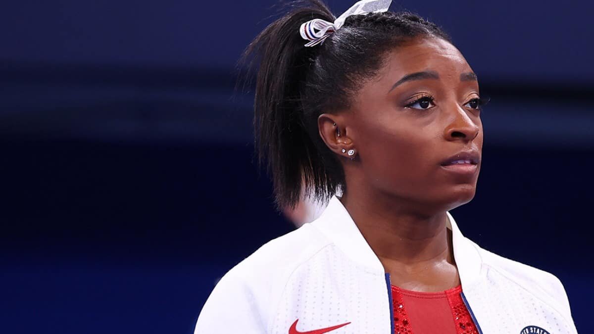 Problemas mentales orillaron a Simone Biles a retirarse de competencia por equipos en Tokio