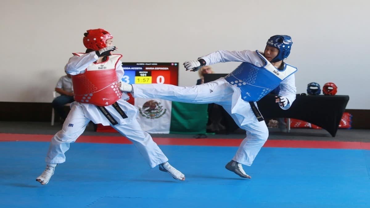 Aplauden a María Espinoza por desear éxito a Briseida Acosta en Tokio 2020