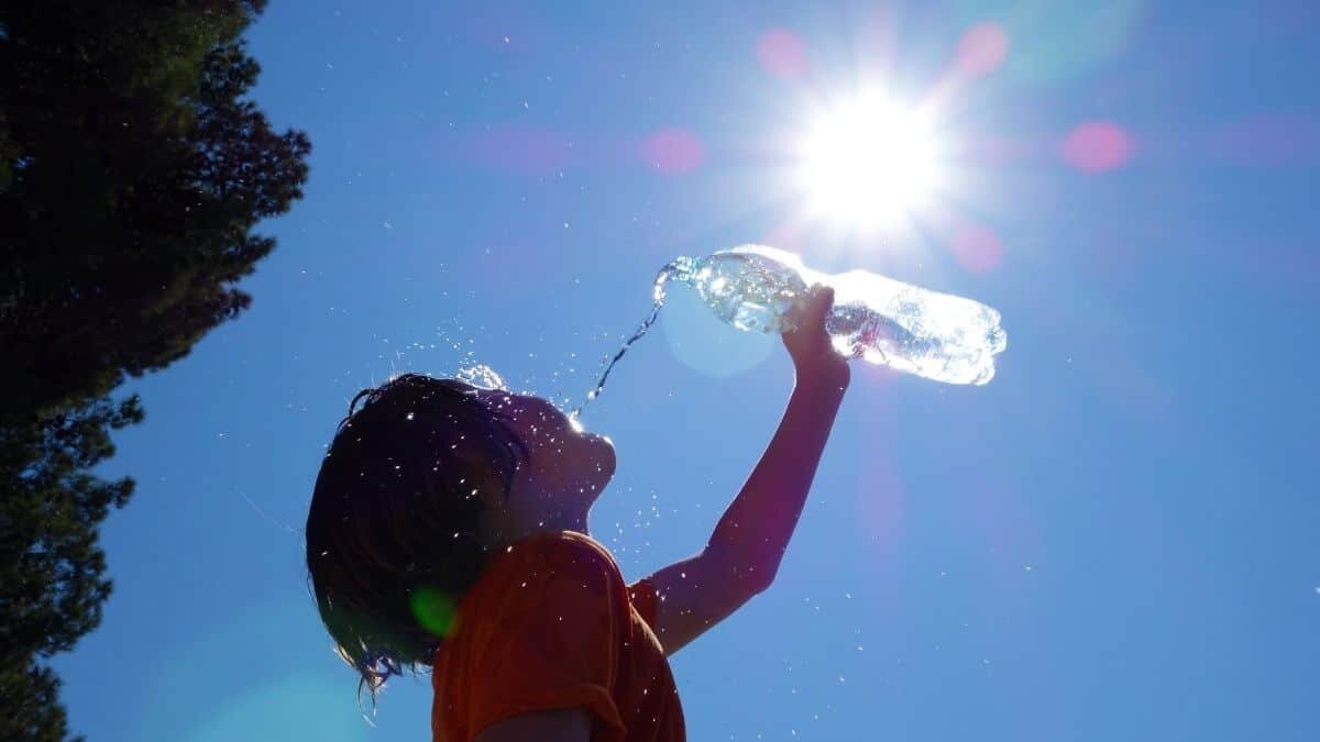 Aquí te contamos qué es la canícula y cómo te afecta