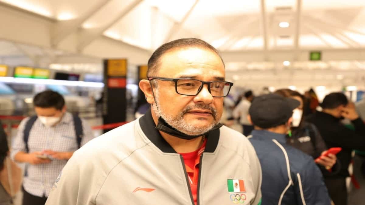 ¡Comienza el sueño! Viajan primeros deportistas mexicanos a Tokio
