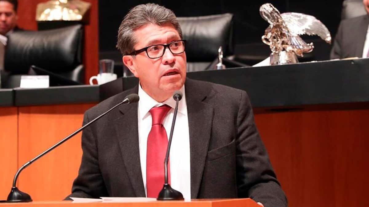 El senador aseguró que seguirá dentro del partido para seguir abonando al proyecto de la 4T que encabeza el presidente de la República.