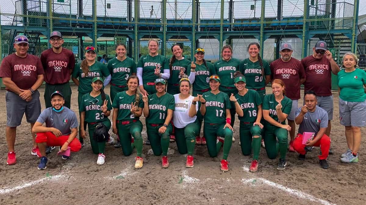 Abre softbol y futbol femenil actividad de Tokio 2020