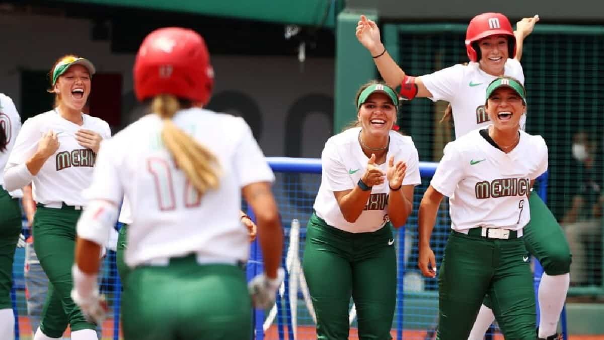 La selección nacional cayó en un cerrado encuentro con las anfitrionas, quienes avanzan en sus aspiraciones por el oro olímpico.