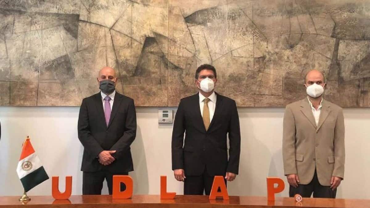 Asume Armando Ríos Piter como rector interino de la UDLA Puebla