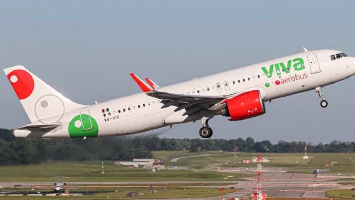 Un avión de la compañía VivaAerobus fue revisado en el AICM tras recibir una amenaza de bomba.