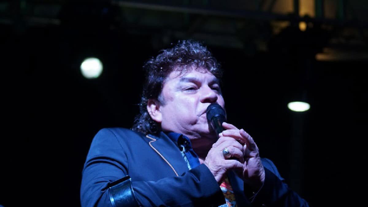 El músico murió a consecuencia de complicaciones pulmonares.