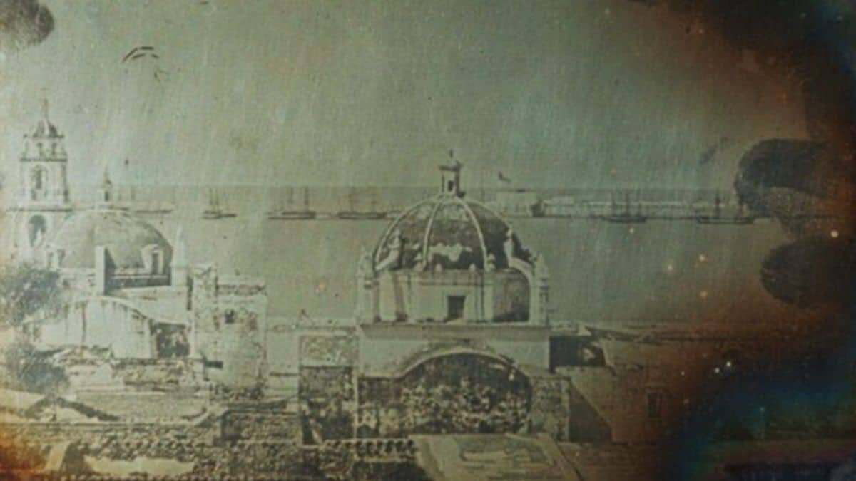 Día de la Fotografía - Primera fotografía en México (Panorámica del puerto de Veracruz)