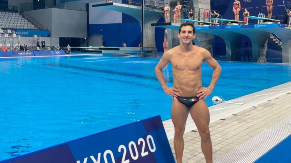 Avanzan a semifinal de trampolín Rommel Pacheco y Osmar Olvera en Tokio 2020