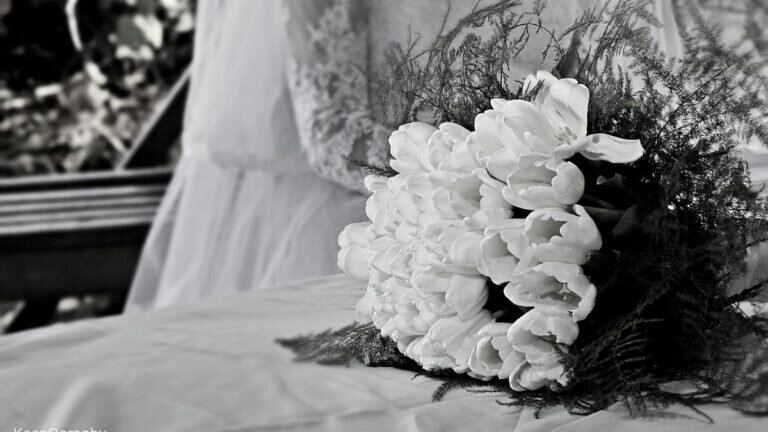 Fallece mujer de 21 años minutos después de su boda