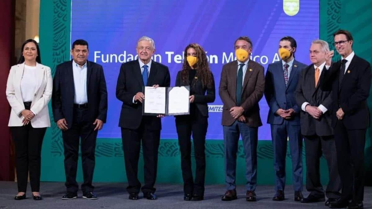 Teletón y Gobierno firman convenio para ayudar a 20 mil niños con discapacidad