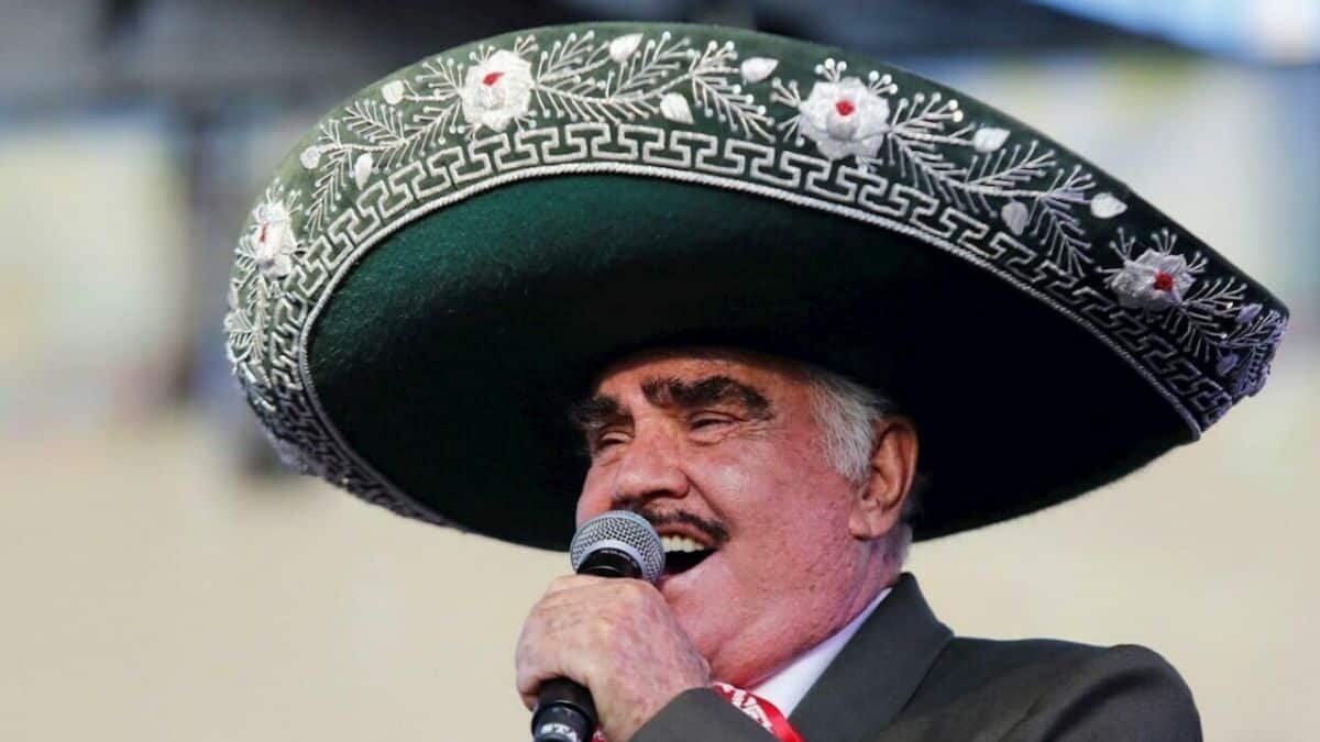 Confirman que Vicente Fernández padece del Síndrome de Guillain-Barré (Video)