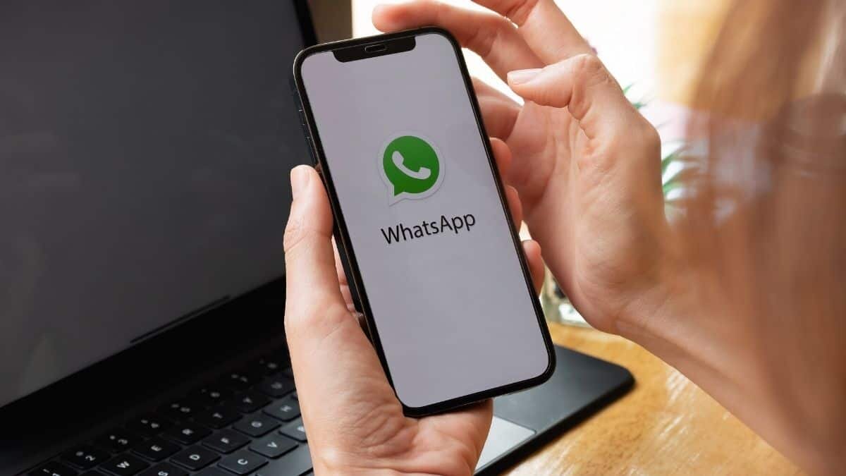 Intenta Facebook leer mensajes de WhatsApp para mostrar mejor publicidad