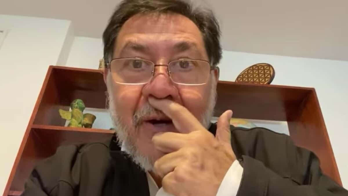 El petista fue sorprendido por un internauta quien decidió jugarle una broma, la cual salió a la perfección.
