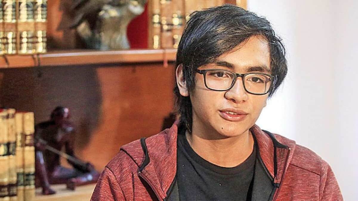El joven fue aceptado en la UNAM, pero la SEP cometió un grave error a la hora de emitir su certificado.