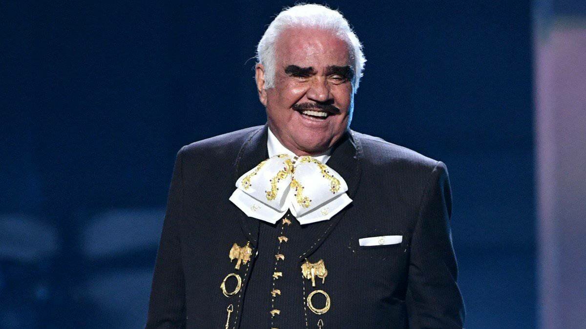 Este es el estado de salud de Vicente Fernández tras ser hospitalizado (Video)