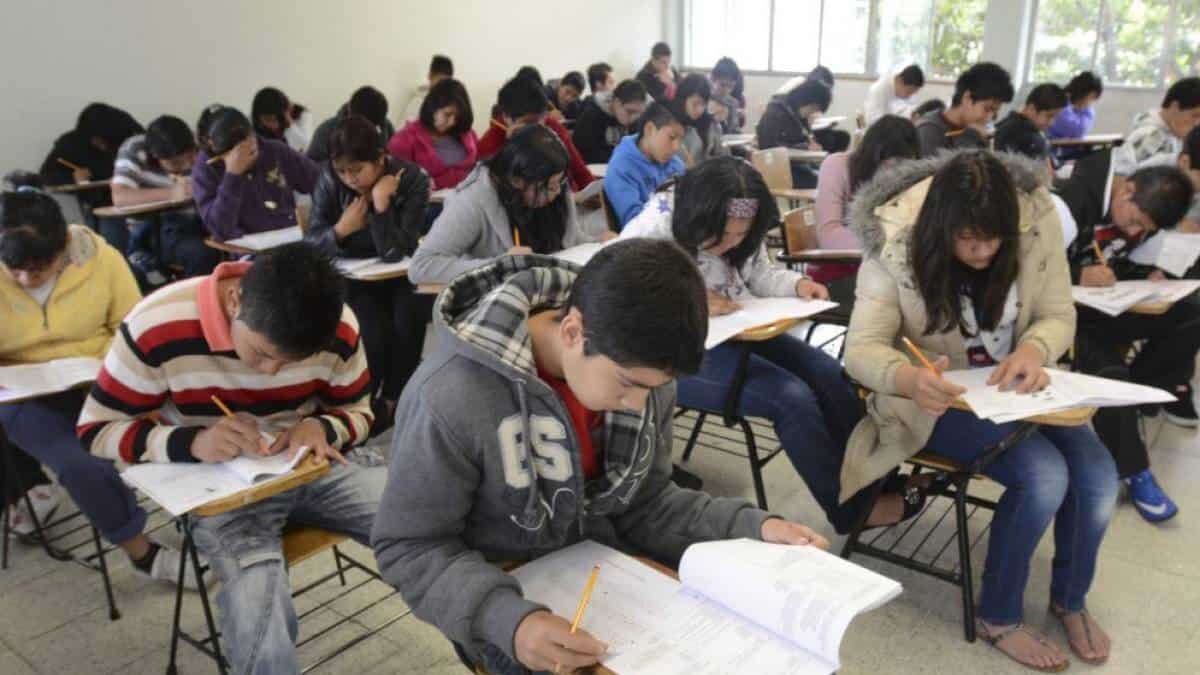 Luchará joven por su lugar en la UNAM tras error de la SEP (Video)