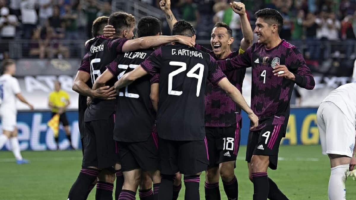 La selección mexicana logró regresar al top-10 de la FIFA, al igual que el cuadro de Estados Unidos.