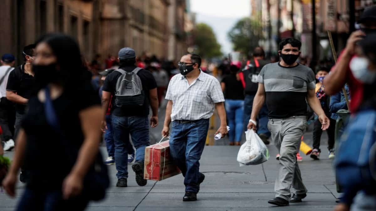 Regresa CDMX a semáforo rojo por aumento de hospitalizaciones