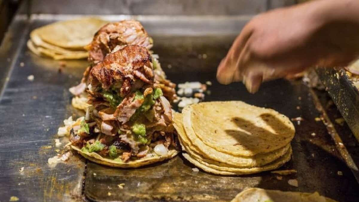 El aumento del gas LP repercutió en los bolsillos de los consumidores de alimentos como son tacos, tortas y comidas corridas.