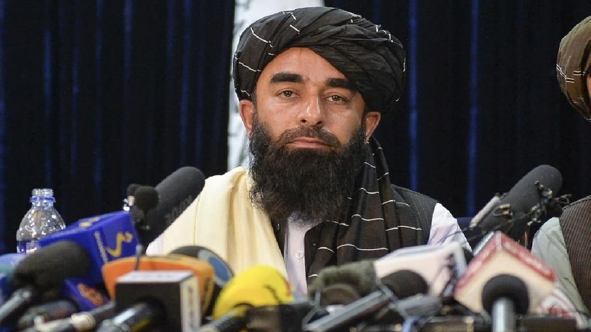 Los talibanes anunciaron que encabezarán un gobierno más moderado y ofrecieron perdonar a toda la población afgana.