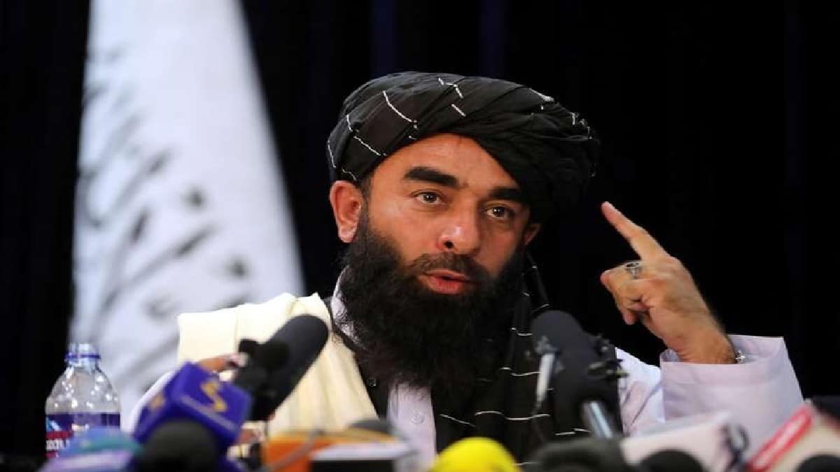 Los talibanes anunciaron que encabezarán un gobierno más moderado y ofrecieron perdonar a toda la población afgana.