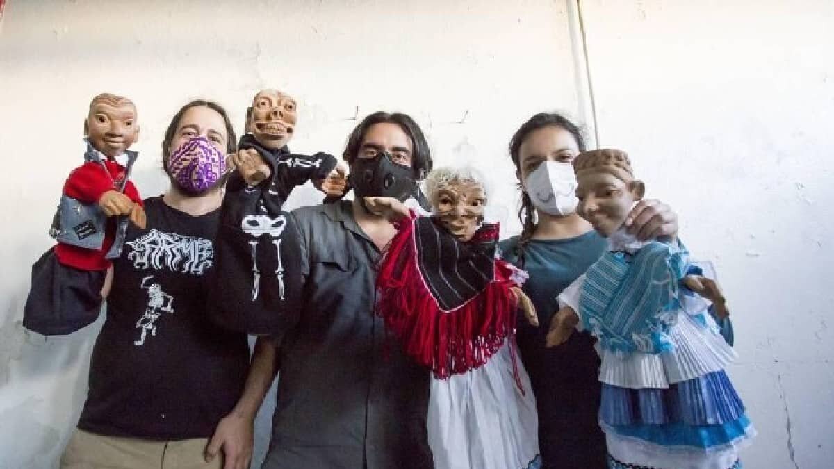 La Compañía Banyan de Marionetas prepara un espectáculo para conmemorar los 500 años de resistencia indígena.