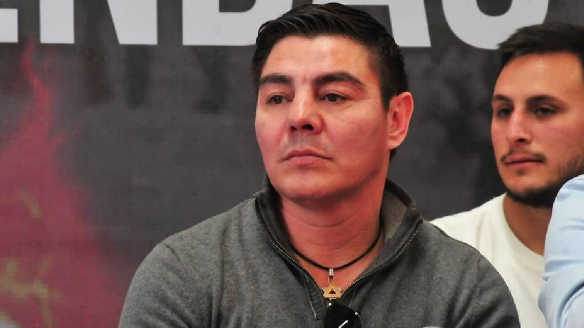 La hija de "El César" del boxeo salió a la defensa de su padre tras los ataques de "El Travieso" Arce.