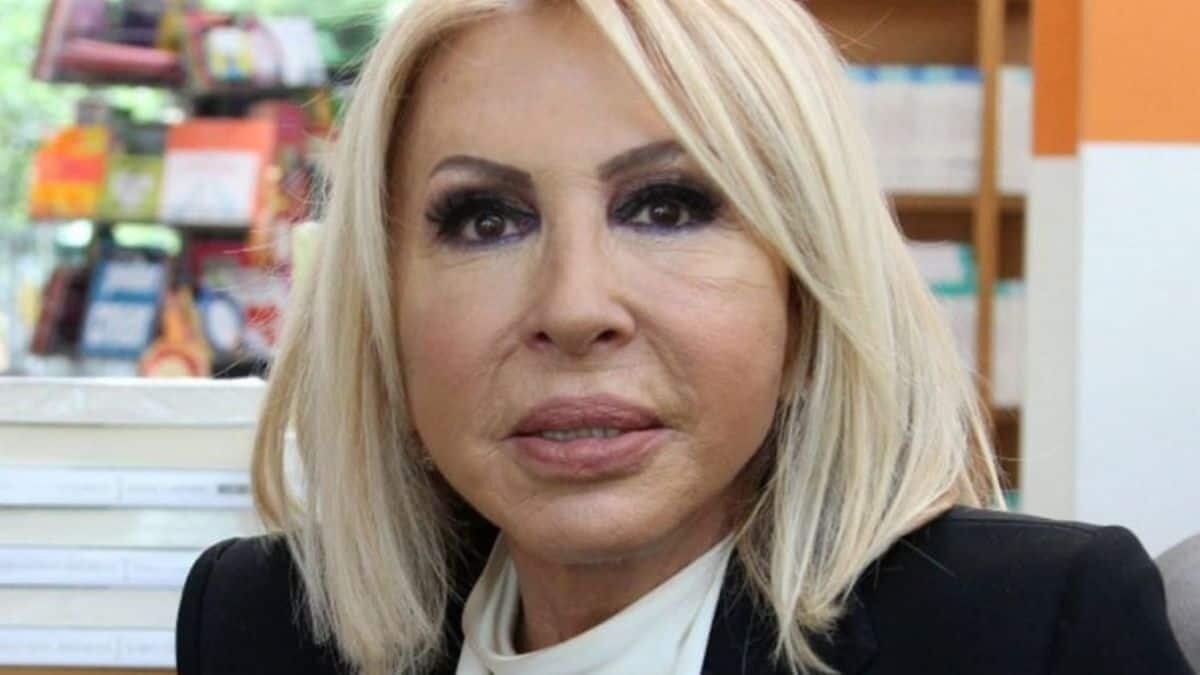 Emite Interpol ficha roja contra Laura Bozzo (Video)