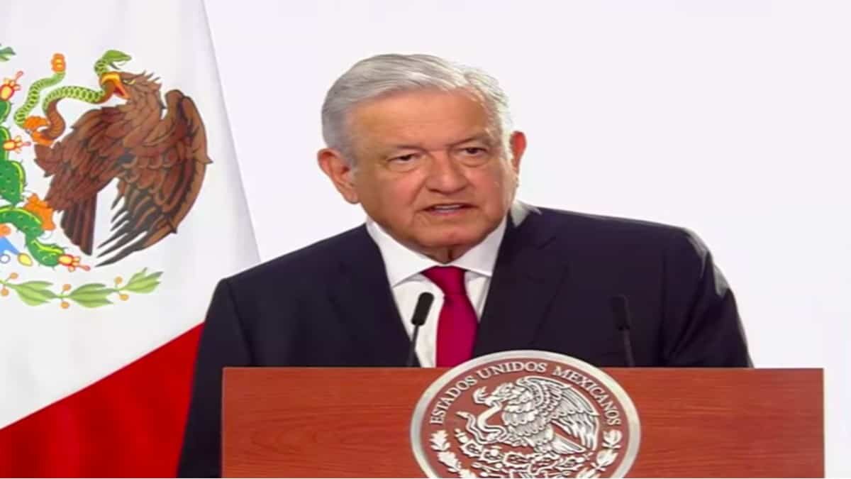 Como parte del Tercer Informe de Gobierno, el presidente resaltó los esfuerzos de su administración para detener la "ola privatizadora" en México.