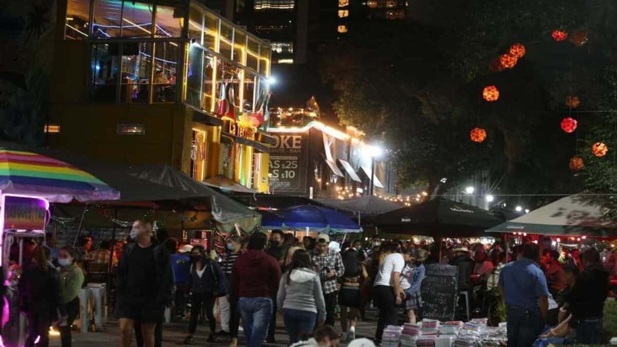 Registran bares gran afluencia para festejar el Grito en CDMX