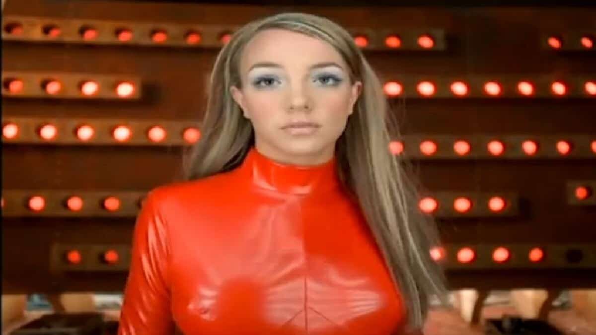 Una jueza suspendió de forma definitiva la tutela que el padre de la cantante ejercía sobre ellas hace ya varios años.