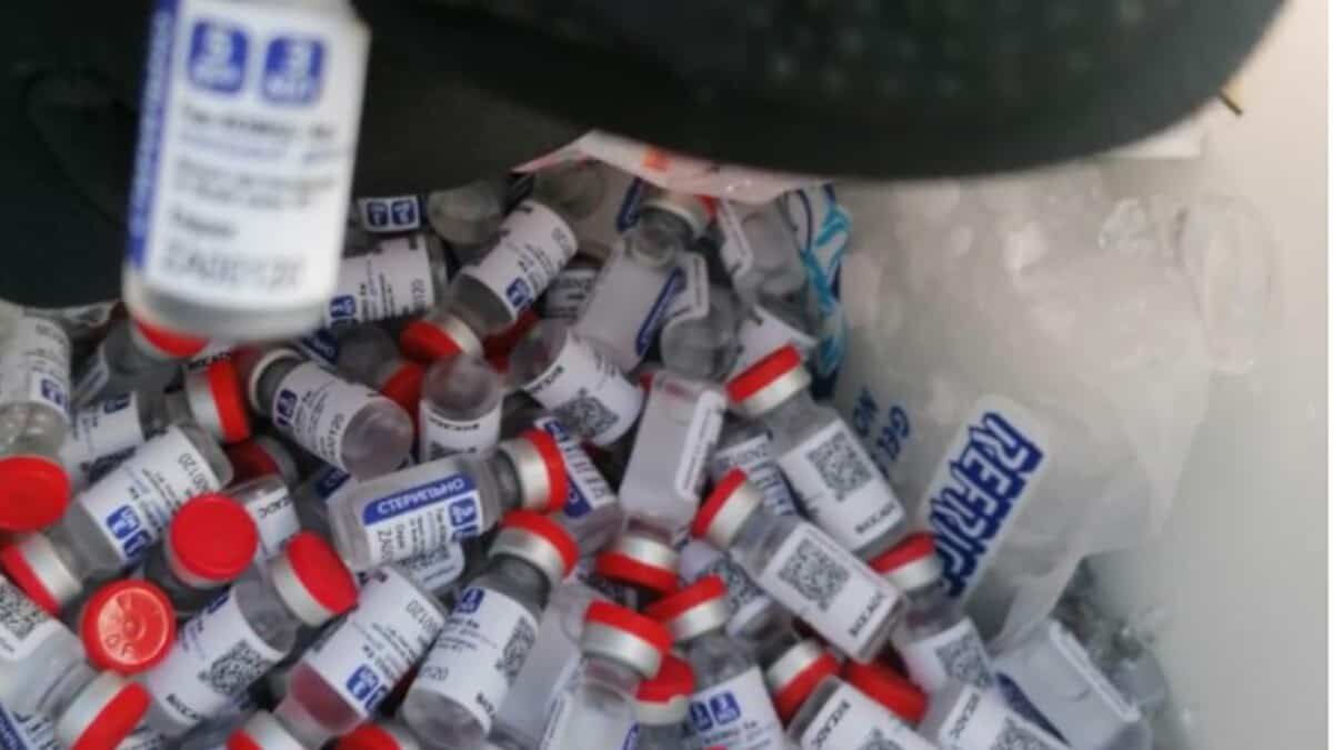 Promueven sanciones contra quien falsifique medicamentos y vacunas