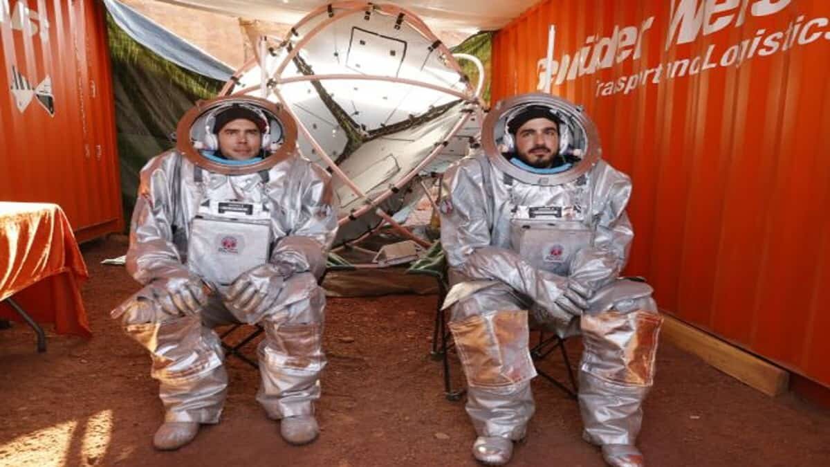 Simulan caminata marciana en cráter desértico de Israel (Video)