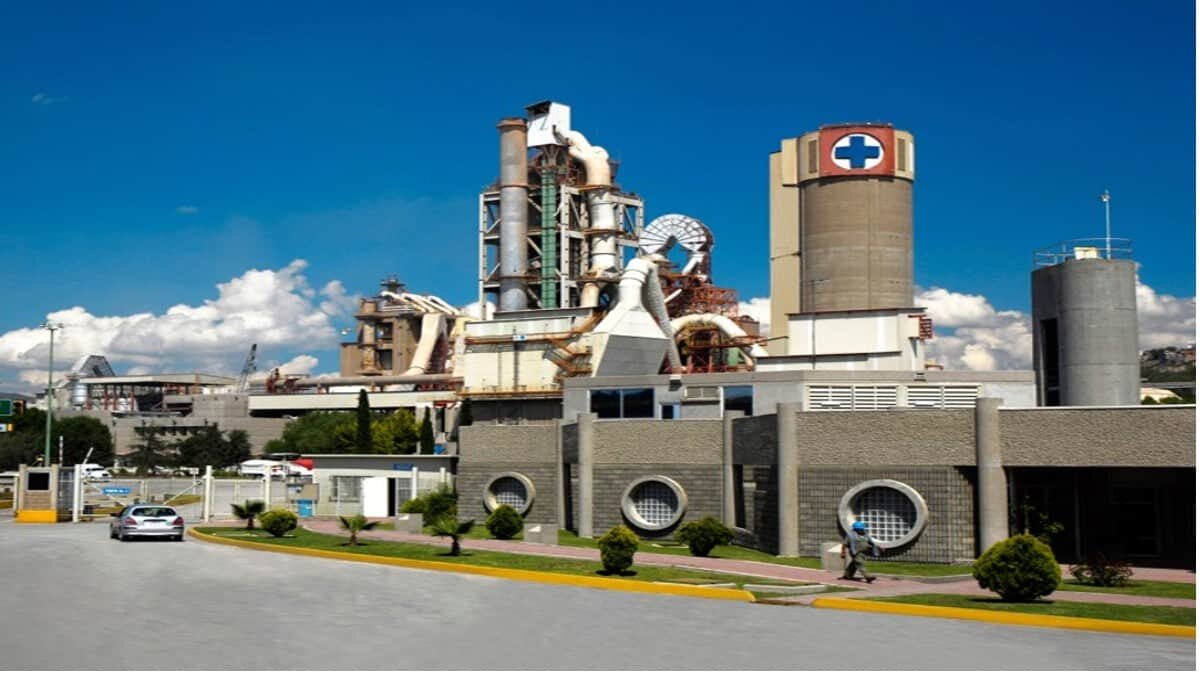 Socios de La Cruz Azul exigen detener protagonismo político de disidentes