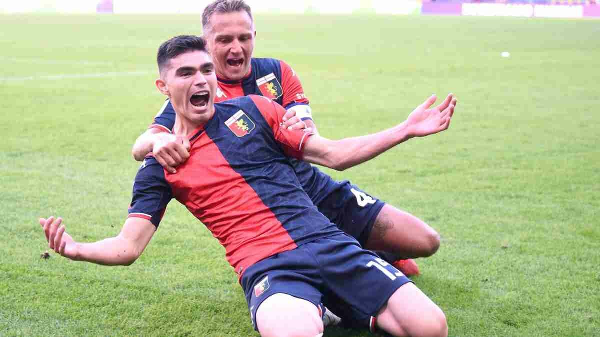 Debut soñado: Johan Vásquez anota y salva al Genoa en la Serie A