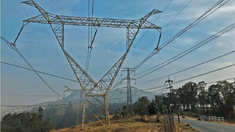 La reforma eléctrica que se prevé aprobar será un duro golpe tanto para las empresas como para las familias mexicanas.