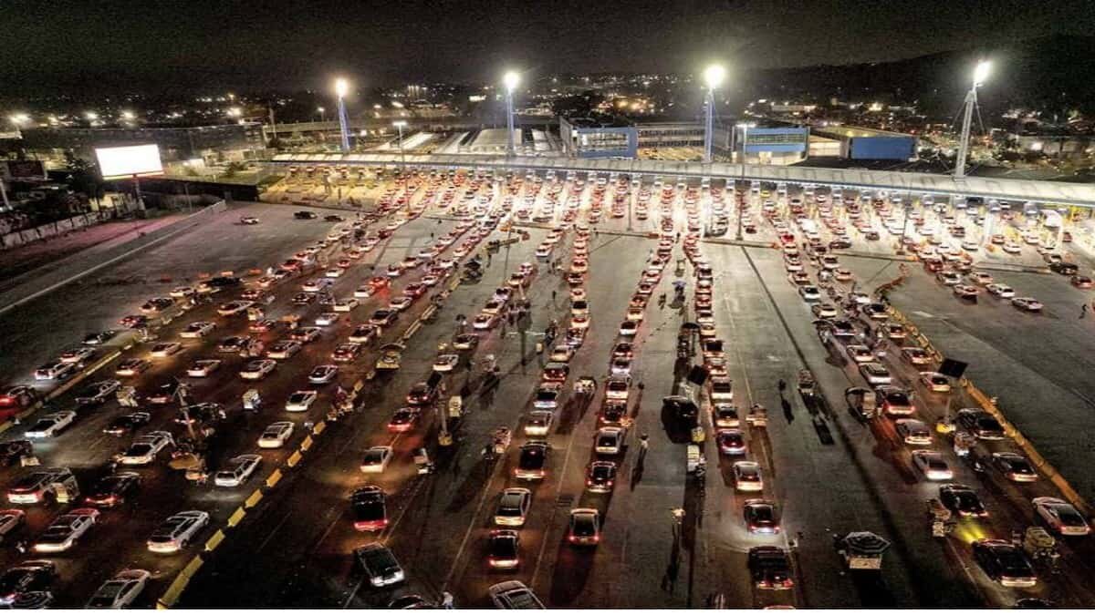 Reabren frontera México-EU tras casi dos años de cierre (Video)