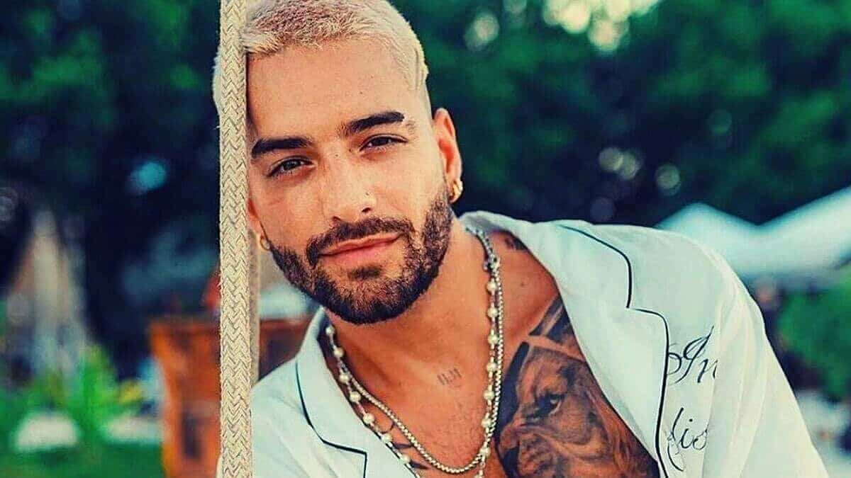 Celebra Maluma con atrevida foto 60 millones de seguidores en Instagram